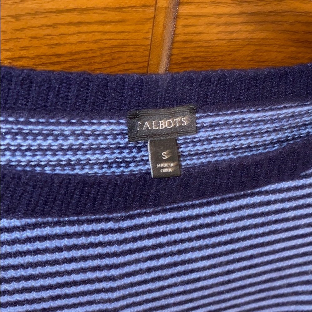 Talbots Sweater - Picture 3 of 5